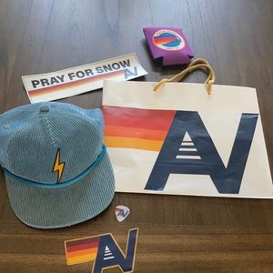 Aviator Nation corduroy, dusty blue, With lightning bolt new hat